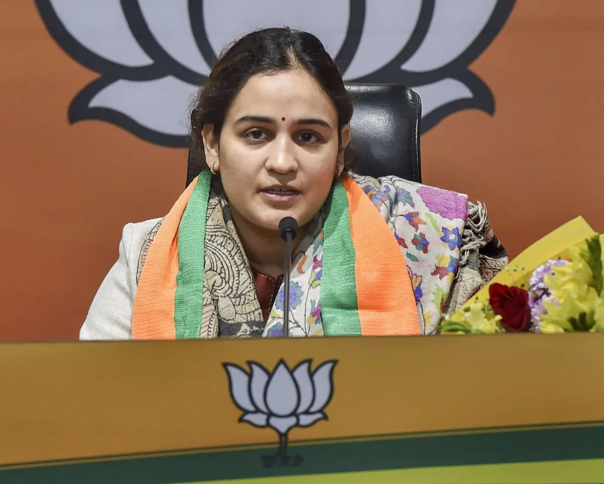 हर यूनिवर्सिटी में पढ़ाया जाए आरएसएस का इतिहास: अपर्णा यादव