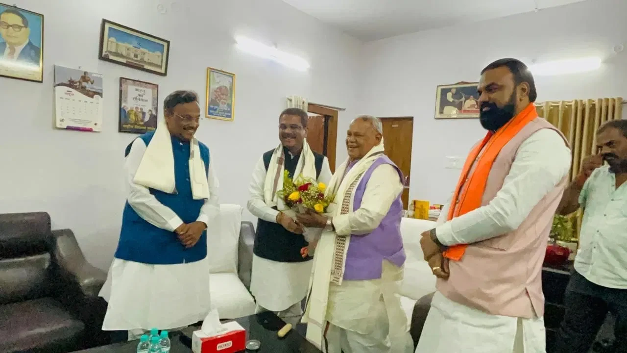 बिहार  चुनाव से पहले एनडीए में सीट बंटवारे को लेकर बीजेपी और HAM में बैठक