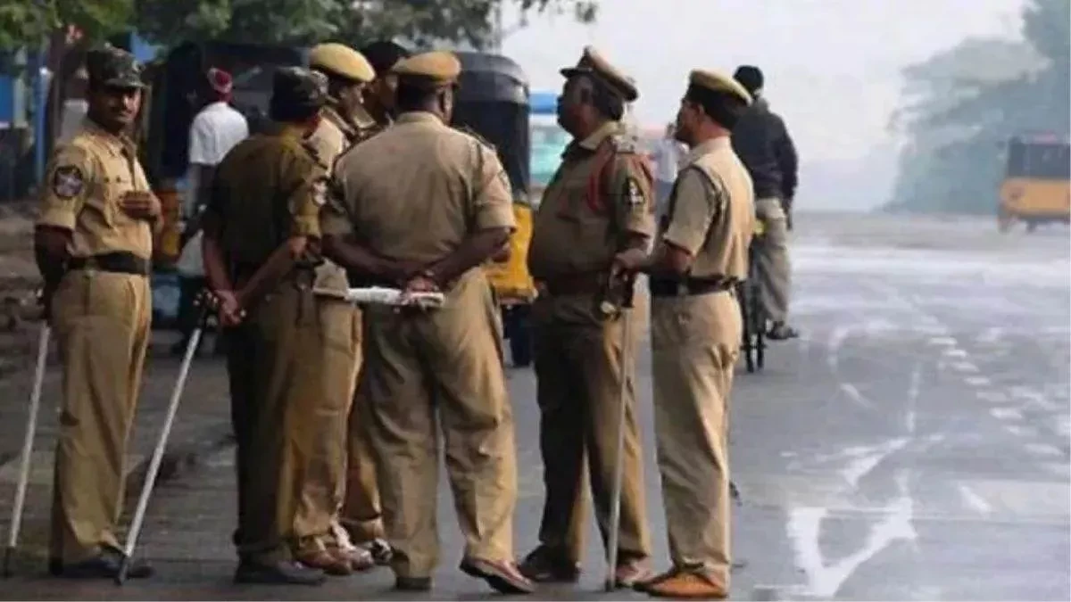 पुरी में बस के अंदर यात्रियों पर धारदार हथियार से हमला, 5 घायल