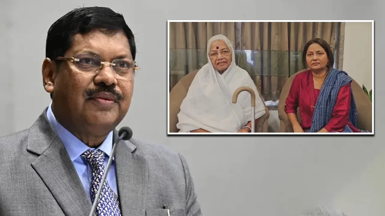 सीजेआई गवई पर हमला: मां और बहन ने जताई कड़ी निंदा, कहा- अराजकता फैलाने का कोई हक नहीं