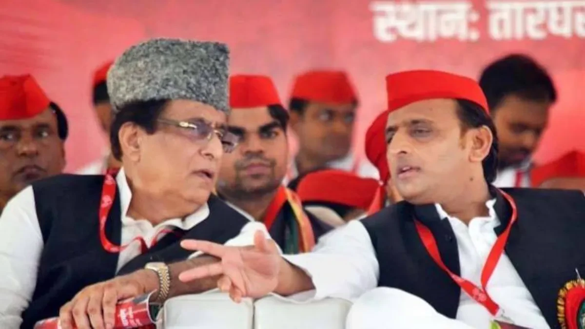 यूपी: आजम खान से मिलने कल रामपुर जाएंगे अखिलेश यादव