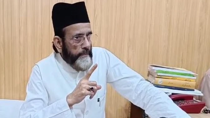बरेली बवाल: मौलाना तौकीर के खिलाफ सहकारी बैंक ने शुरू की वसूली कार्रवाई