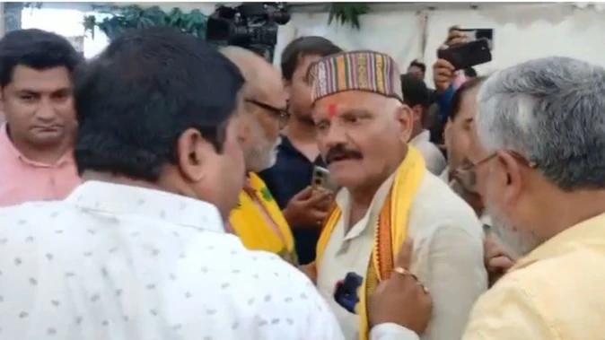 जन सुराज पार्टी की पहली सूची पर हंगामा, बेनीपट्टी में समर्थकों ने जताया विरोध