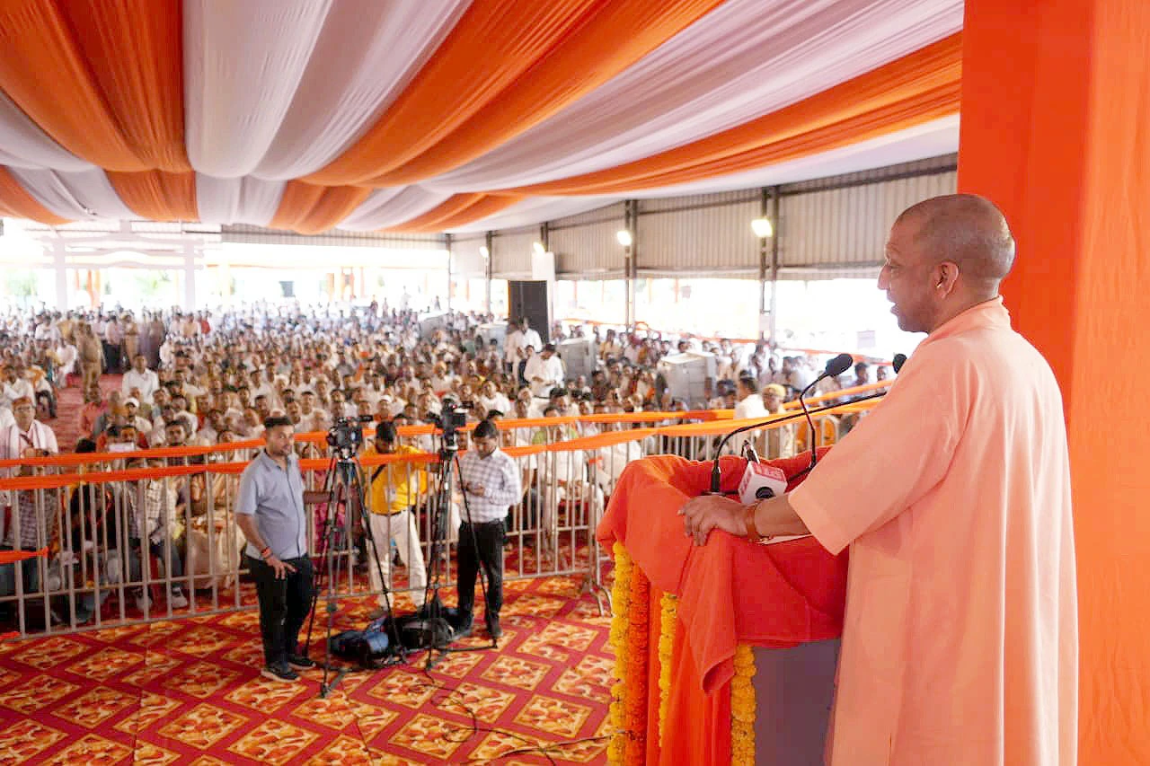 उत्तर प्रदेश में मनाई जाएगी सरदार पटेल की 150वीं जयंती, योगी बोले- अखंड भारत के शिल्पी