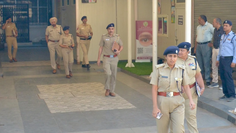 एडीजीपी आत्महत्या: कॉल डिटेल में नए सुराग, अधिकारियों और वकील से हुई थी बातचीत