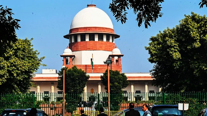 'आरक्षण से नहीं, योग्यता से न्यायिक सेवाओं में आ रहीं 60% महिलाएं': सुप्रीम कोर्ट
