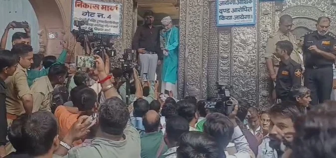 वृंदावन: 54 साल बाद धनतेरस पर खुलने जा रहा श्री बांकेबिहारी मंदिर का तोशखाना