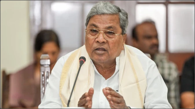सिद्धारमैया का विवादित बयान: ‘सनातनियों से दूरी बनाएं, समाज के प्रगतिशील तत्वों से जुड़ें’