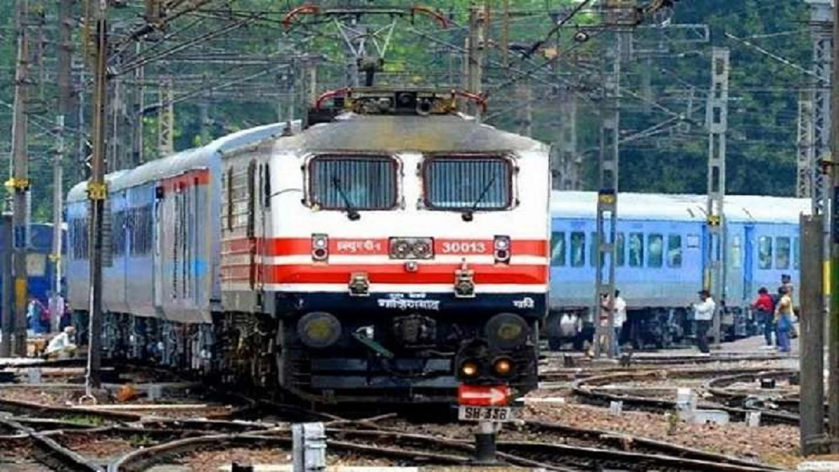 त्योहारी सीजन में रेलवे का तोहफा: दिवाली-छठ पर चलेंगी 1,700 से ज्यादा स्पेशल ट्रेनें