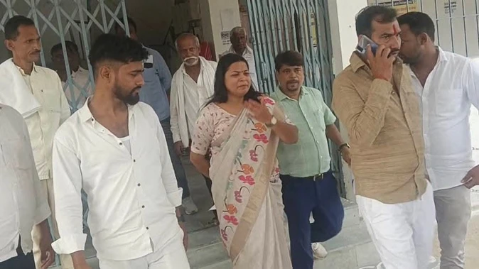 मोहनिया विधानसभा: राजद प्रत्याशी श्वेता सुमन का नामांकन रद्द, महागठबंधन को झटका