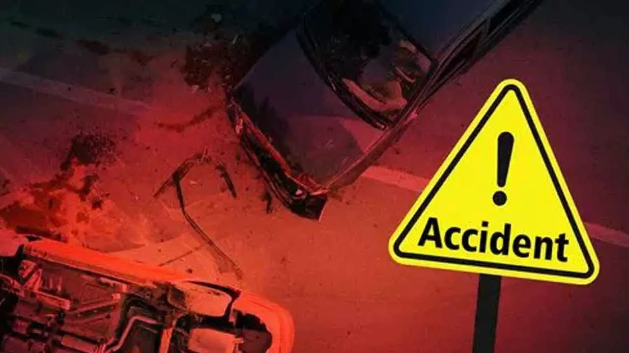 त्योहार के बीच चार सड़क हादसे, डॉक्टर समेत चार की मौत, चार घायल