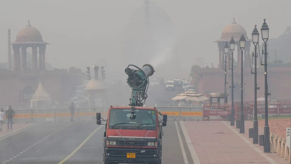 राहत के बाद फिर बढ़ा प्रदूषण, दिल्ली का एक्यूआई ‘गंभीर’ श्रेणी में