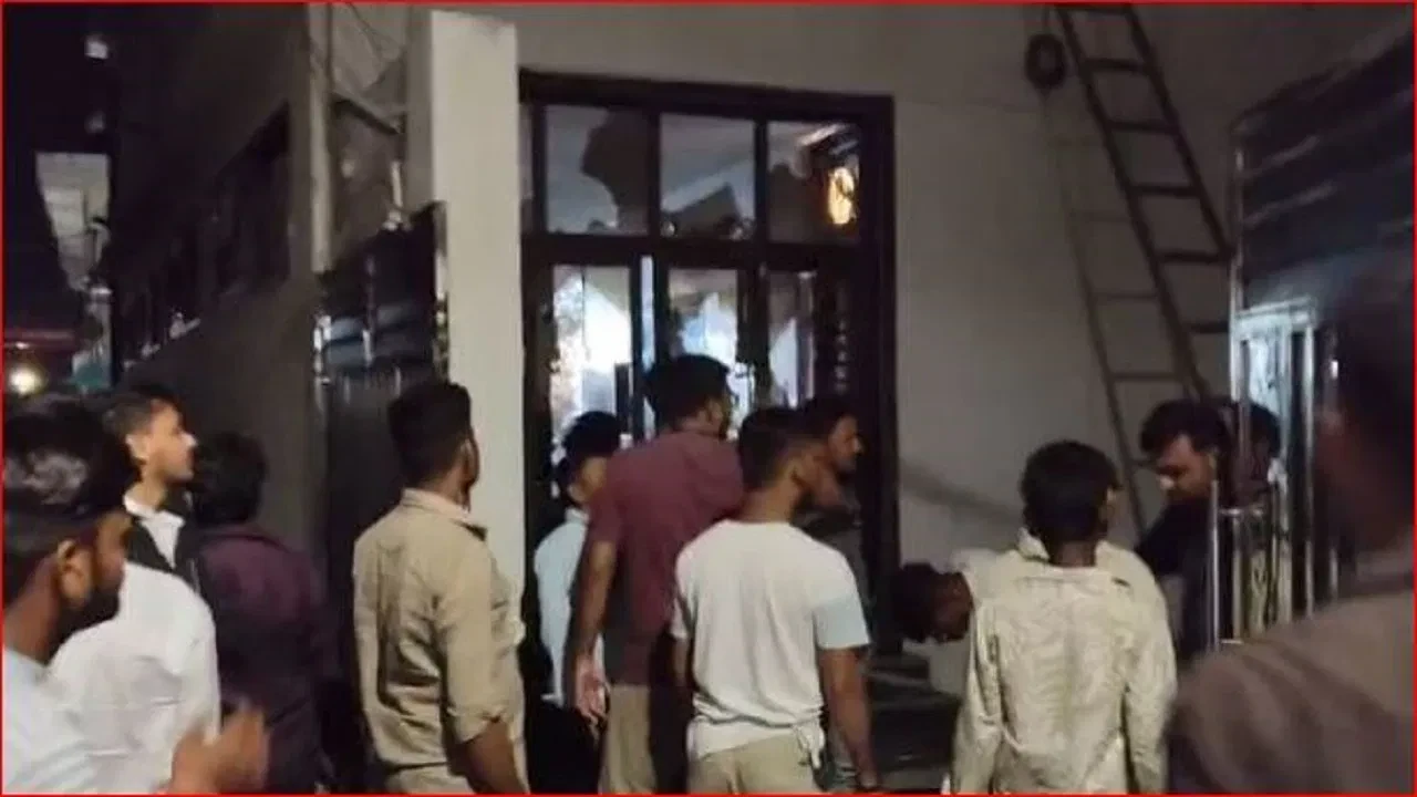 बेमेतरा में नाबालिग रईसजादे की लापरवाही, डिफेंडर से कुचले कई लोग- एक की मौत, सात घायल