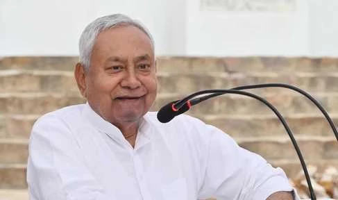 महागठबंधन के वादों पर नीतीश का पलटवार: बोले- हमने किया है बिहार का वास्तविक विकास