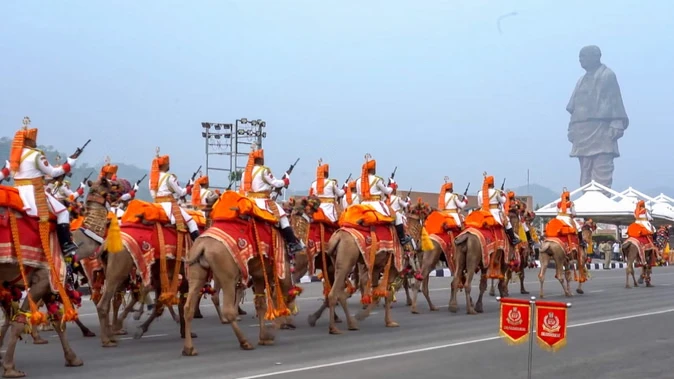 राष्ट्रीय एकता दिवस पर लौह पुरुष को नमन: भव्य परेड और सांस्कृतिक समारोह का आयोजन