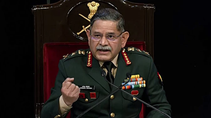 'अब युद्ध सिर्फ हथियारों से नहीं, दिमाग से भी जीते जाते हैं'- थल सेना प्रमुख उपेंद्र द्विवेदी