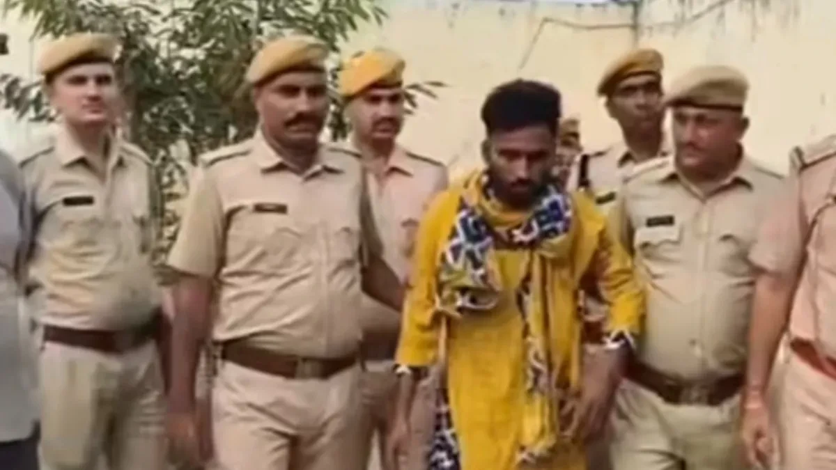 जयपुर में हिस्ट्रीशीटर खुशीराम फौजी गिरफ्तार, लड़की का भेष धरकर रिसॉर्ट में छिपा था