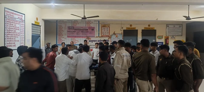 बदायूं में भीषण सड़क हादसा: दो बाइकों की टक्कर, दो की मौत, पांच घायल