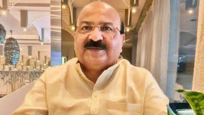 सीतामढ़ी चुनाव में हाईवोल्टेज ड्रामा, भाजपा उम्मीदवार पिंटू का कथित वीडियो बना चर्चा का विषय