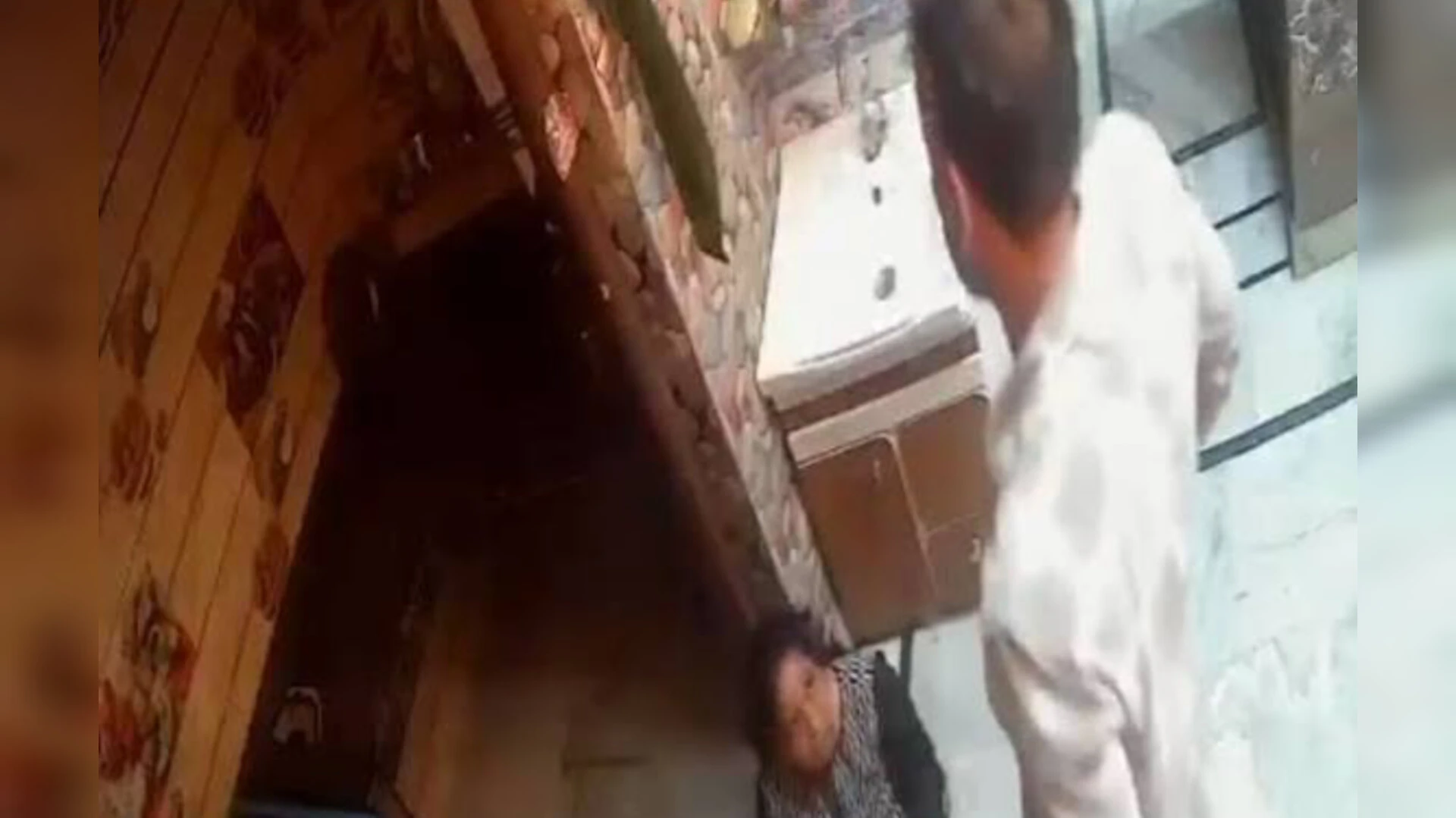 ‘समीर शर्मा’ निकला नौशाद: फर्जी पहचान बनाकर विधवा से शोषण, वीडियो वायरल होते ही गिरफ्तार