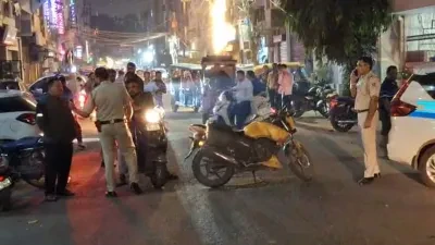 दिल्ली में मोमोज खाते वक्त युवक को मारी गोली, पत्नी के सामने हुई वारदात