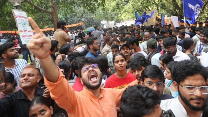 जेएनयू छात्रसंघ चुनाव में एबीवीपी का दबदबा, 12 सीटें की अपने नाम