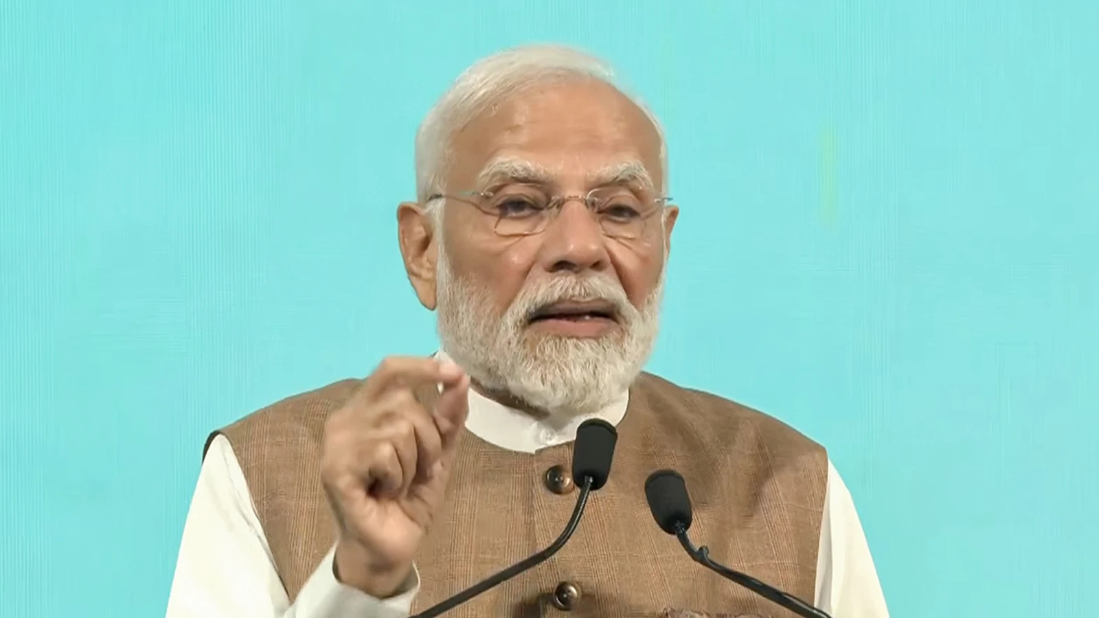 प्रधानमंत्री ने बिहारवासियों से की मतदान में बढ़-चढ़कर भाग लेने की अपील