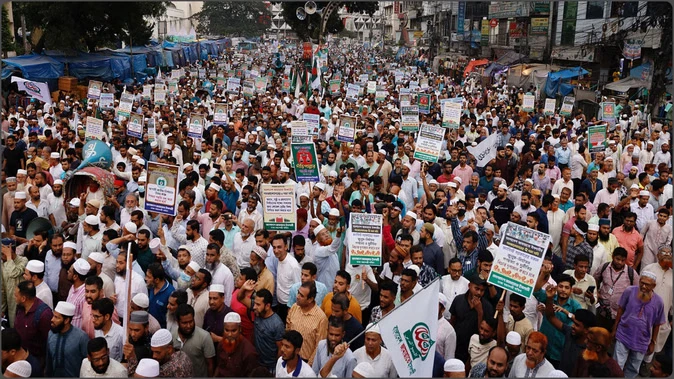 बांग्लादेश में फिर छाया अशांति का माहौल, चुनाव प्रचार के दौरान गोलीबारी और हमले