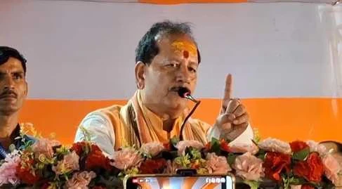 भाजपा उपमुख्यमंत्री विजय कुमार सिन्हा के काफिले पर हमला, राजद समर्थकों पर आरोप