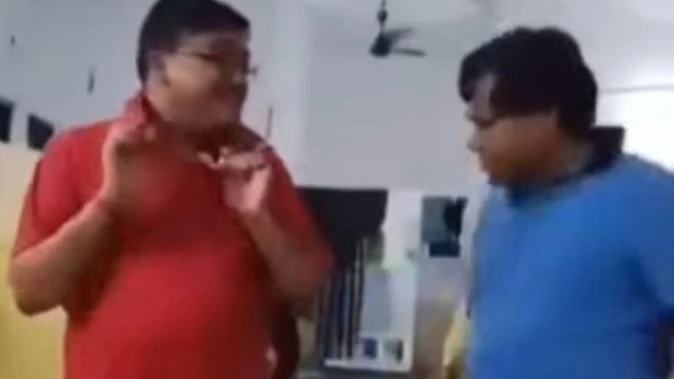 रांची: जेल में शराब घोटाले के आरोपी का डांस वीडियो वायरल, जेल प्रशासन पर उठे सवाल