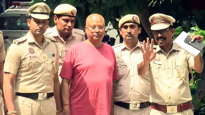 छात्राओं के साथ कथित यौन उत्पीड़न मामले में चैतन्यानंद ने जमानत याचिका रद्द की