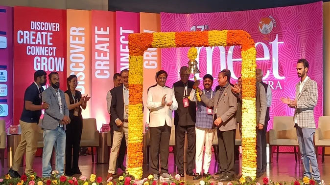 उत्तर प्रदेश में सात नए एक्सप्रेस-वे, उद्यमियों के लिए सिंगल विंडो सिस्टम एक्ट लागू