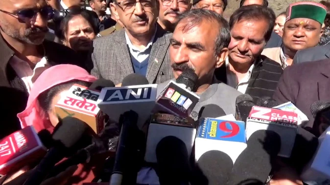 सुक्खू ने किया पलटवार, भाजपा पर गुटबाजी और झूठ की लड़ाई का लगाया आरोप