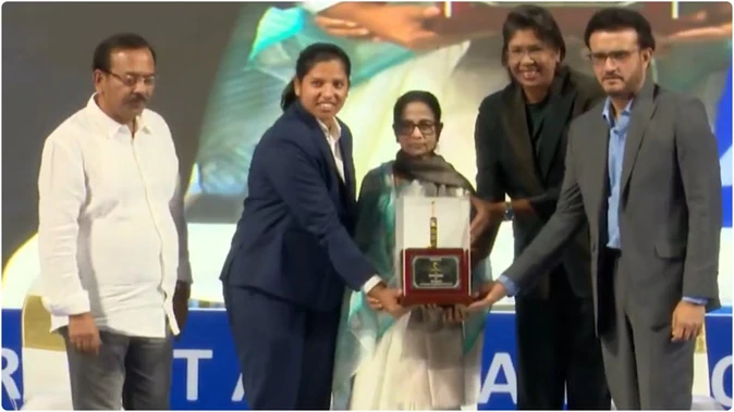 विश्व विजेता ऋचा घोष को ममता सरकार का तोहफा, बंगाल पुलिस में बनाया डीएसपी