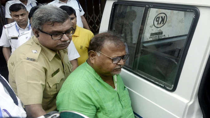 तीन साल बाद जमानत: पार्थ चटर्जी स्कूल भर्ती घोटाले में रिहा