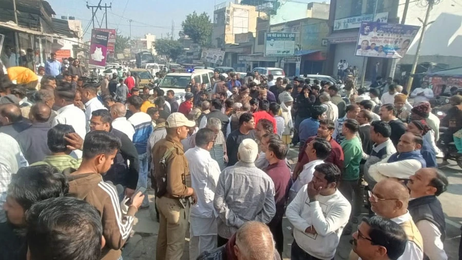 दिल्ली धमाके में दो दोस्तों की दर्दनाक मौत, परिजन मातम में डूबे