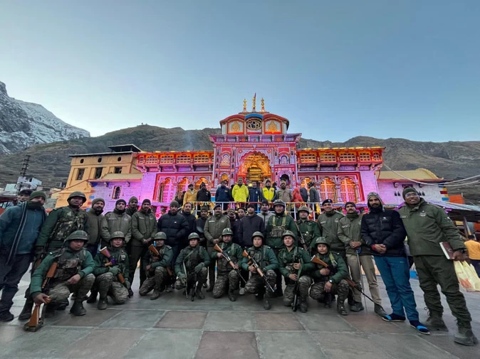 चमोली पुलिस हाई अलर्ट: बदरीनाथ धाम में सुरक्षा ड्रिल, जिलेभर में चेकिंग अभियान तेज