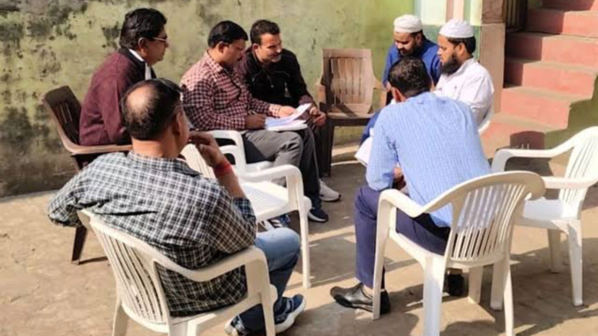 बुढ़ाना के मदरसे में खुफिया विभाग की छापेमारी, गुजरात में पकड़े गए दो आतंकियों से कनेक्शन की पड़ताल