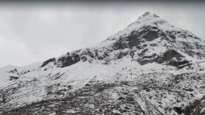 उत्तर भारत में सर्दी ने बढ़ाई रफ्तार, पहाड़ों और मैदानी इलाकों में पारा नीचे