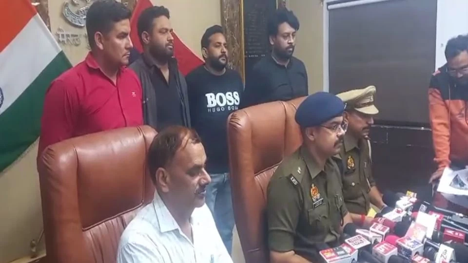 सरधना में छापेमारी: पिठलोकर गांव में अवैध हथियार फैक्ट्री पकड़ी