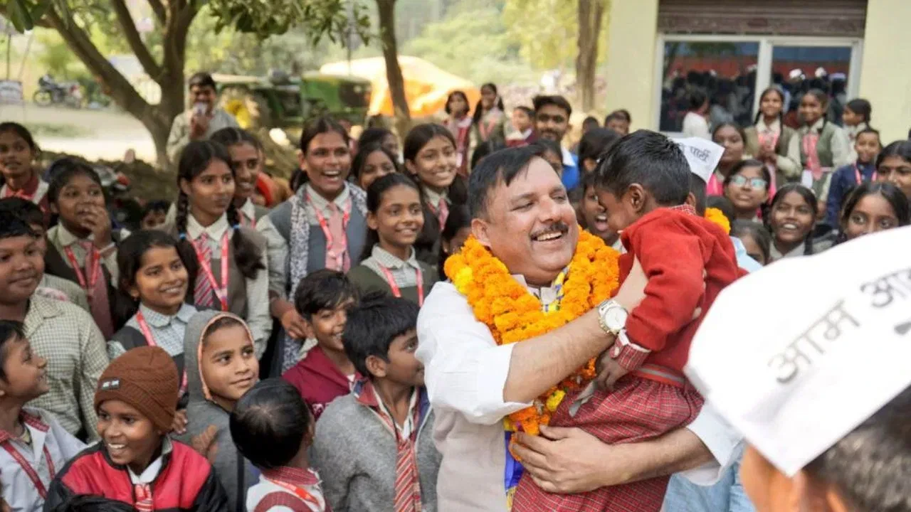 सुल्तानपुर का बेटा हूं, जनता के दर्द को समझता हूं: संजय सिंह