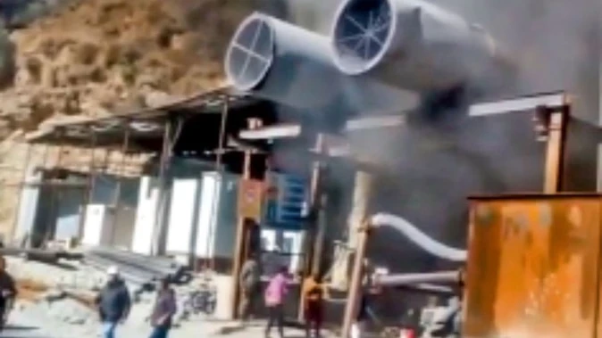 किश्तवाड़-पाडर टनल में लगी आग, 39 मजदूर सुरक्षित निकाले गए