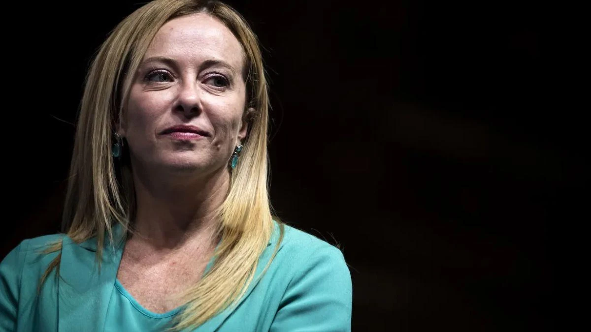 इटली में महिलाओं पर बढ़ती हिंसा, मेलोनी सरकार की नीतियों पर सवाल