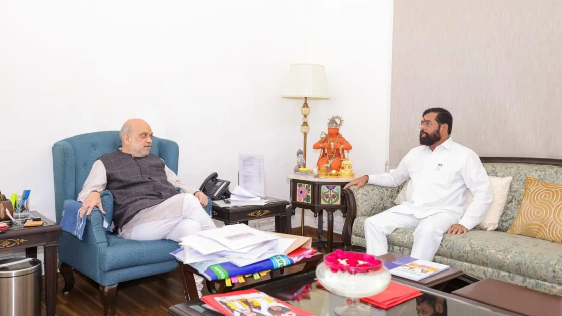 महायुति में तनाव के बीच शिंदे ने अमित शाह से की बैठक, कुछ नेताओं पर उठाए सवाल