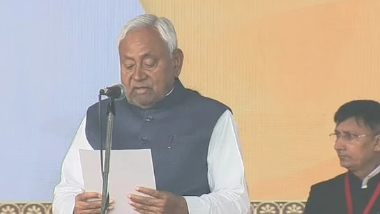 नीतीश कुमार 10वीं बार बने बिहार के मुख्‍यमंत्री, सम्राट चौधरी और विजय सिन्‍हा ने भी ली शपथ