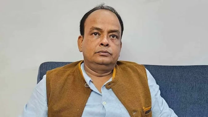 मंत्री इरफान का विवादित बयान: ‘बीएलओ को बंद कर दें’, विपक्ष ने किया तीखा हमला