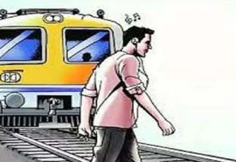 बिजनौर: सोशल मीडिया रील बनी जानलेवा, 10वीं के छात्र की ट्रेन से कटकर मौत