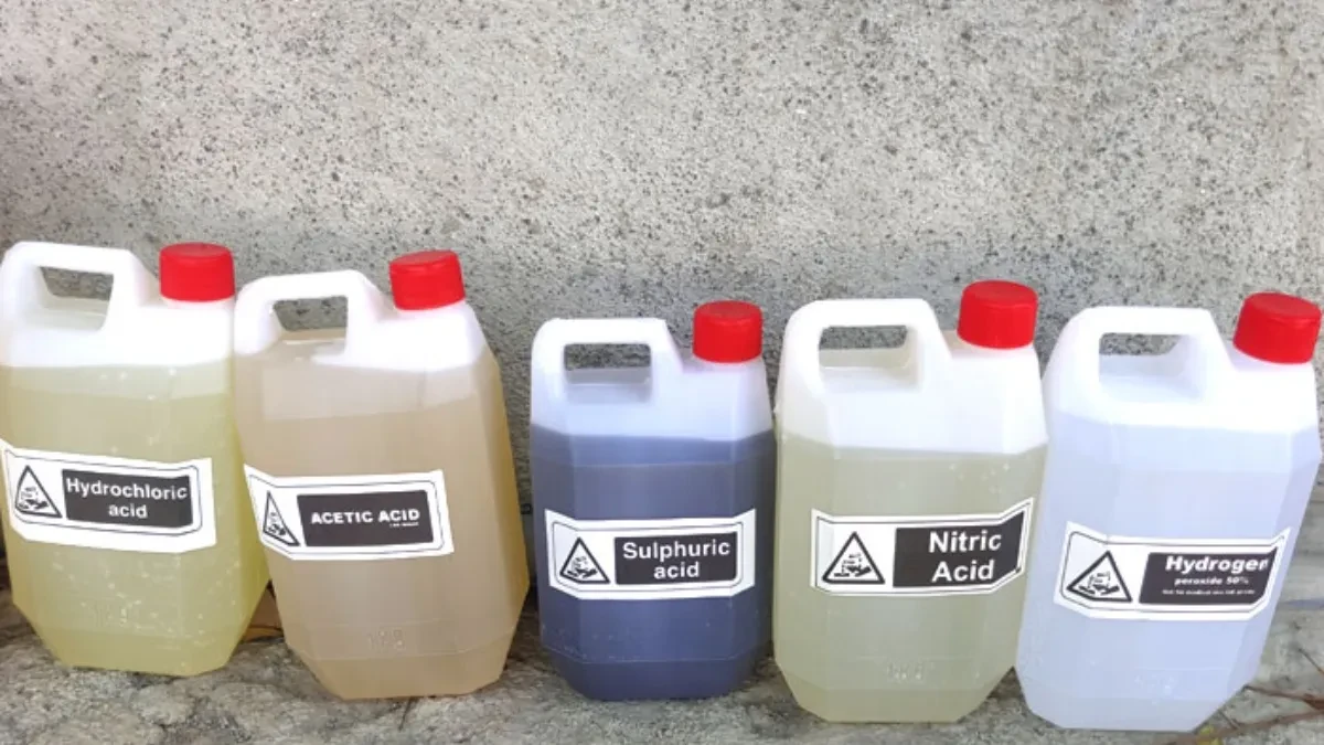 बंगाल में भयावह हादसा, खाने में गलती से डाला तेजाब;  6 लोग अस्पताल में भर्ती