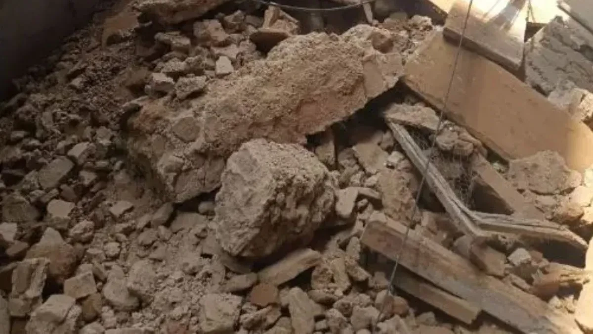 पूर्वी दिल्ली में इमारत गिरने से अफरा-तफरी, 3 घायल; राहत कार्य जारी