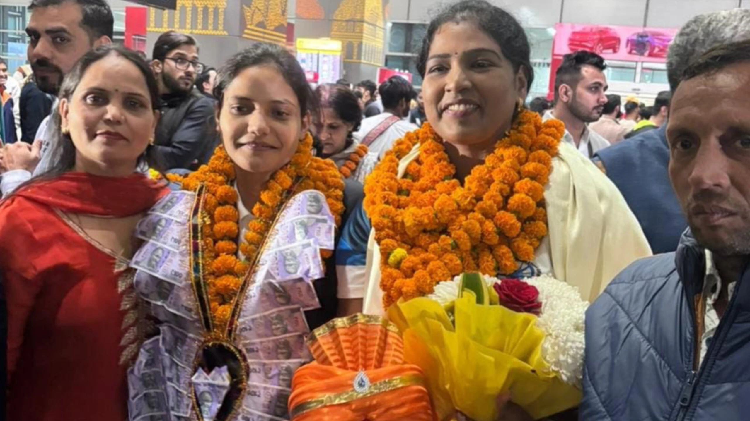 कबड्डी वर्ल्ड कप विजेता टीम इंडिया की खिलाड़ी अनु कुमारी का भव्य स्वागत